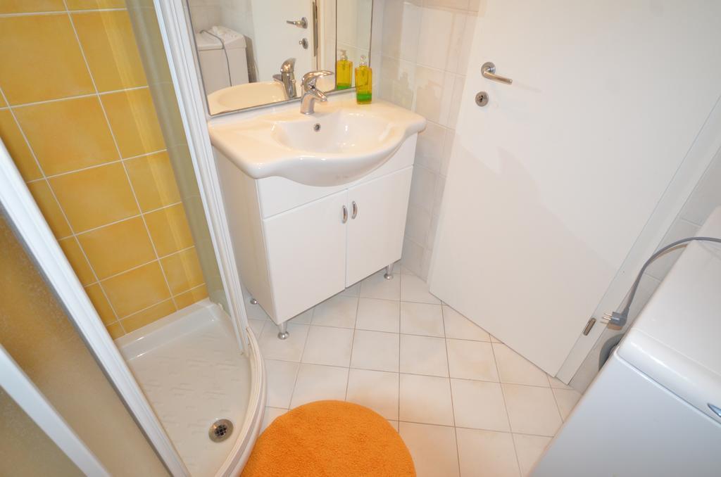 Apartment Anna Borik Rovinj Exterior foto